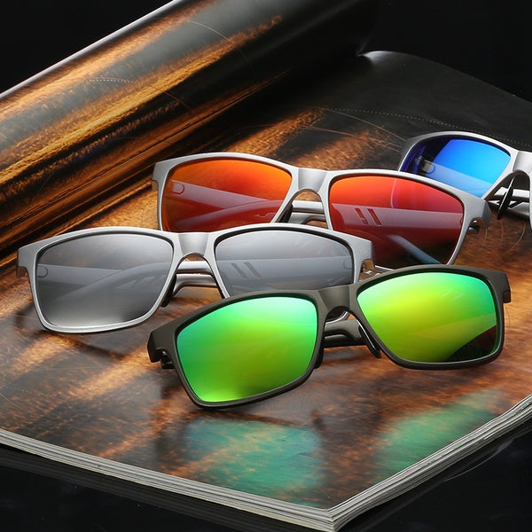 New Design Polarized Sunglasses Cool Men Driving Outdoor and Sports Sunglasses
